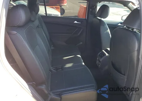 2021 Volkswagen Tiguan Se z USA, uszkodzony, nr VIN 3VV3B7AX4MM013821